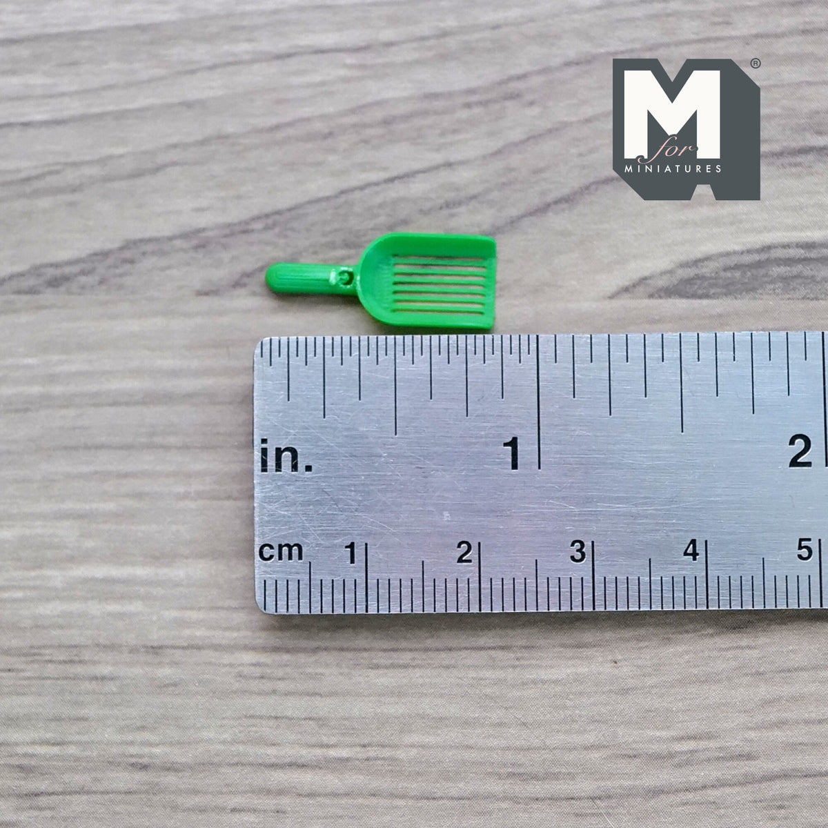 1:12 Scale Miniature Cat Litter Scoop, 13/16 inch long, DIY Dollhouse Supply (green)