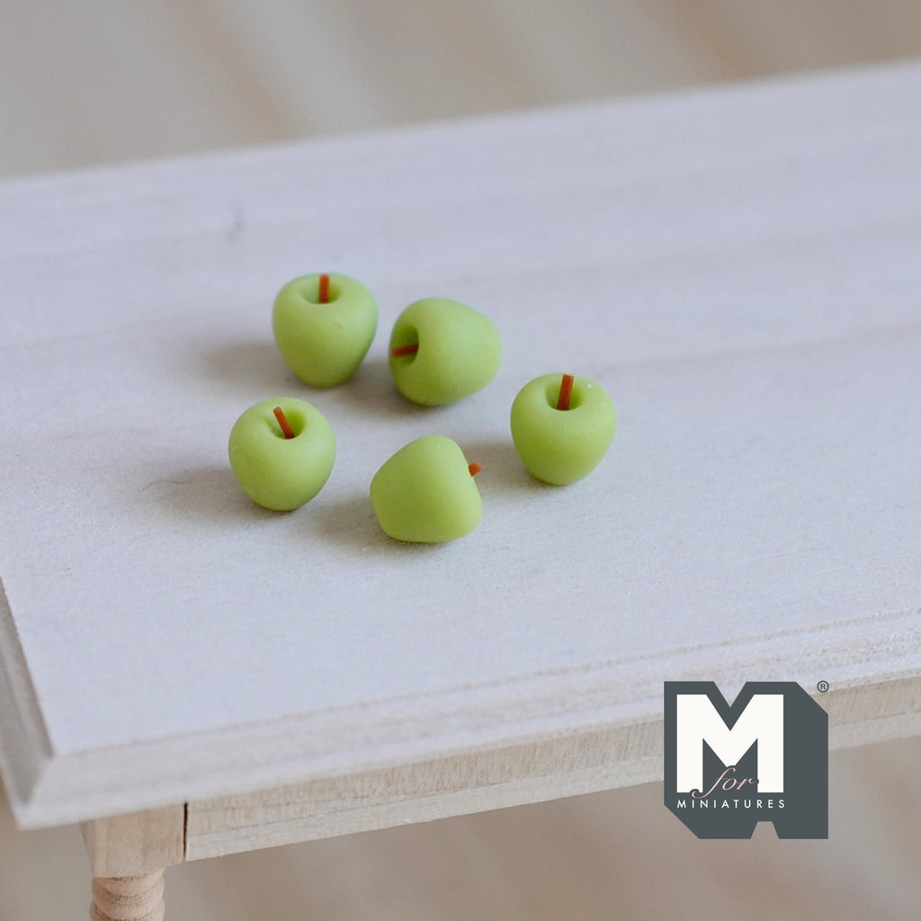 1:12 Dollhouse Miniature fruit 5 x apple - D059