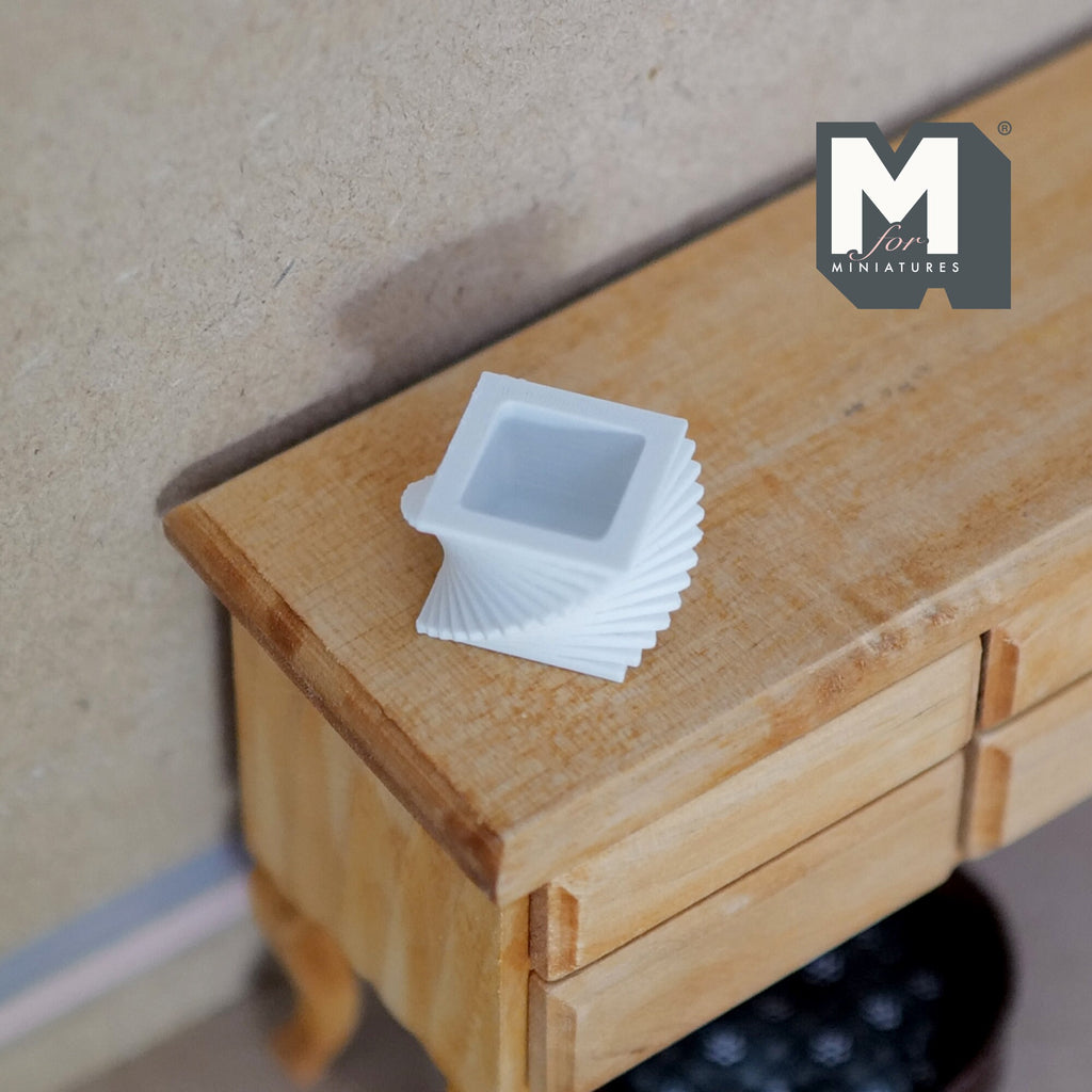 1:12 Scale Miniature Twisted Square Planter, 1/2 inch tall, DIY Dollhouse Supply (white)