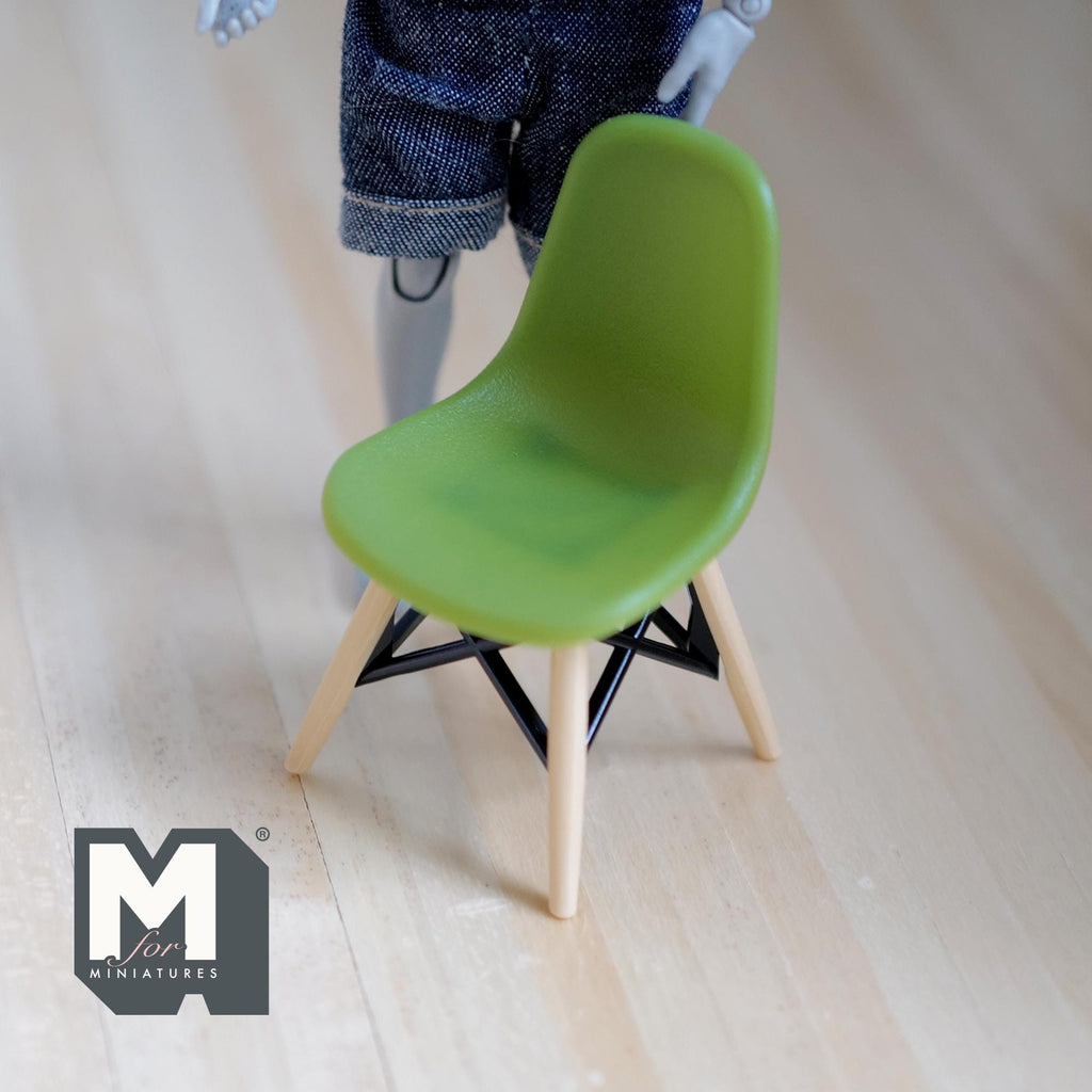 1:12 Scale Miniature Mid Century Shell Chair with Wood Legs, 2-11/16 inch tall, DIY Dollhouse Supply (green)