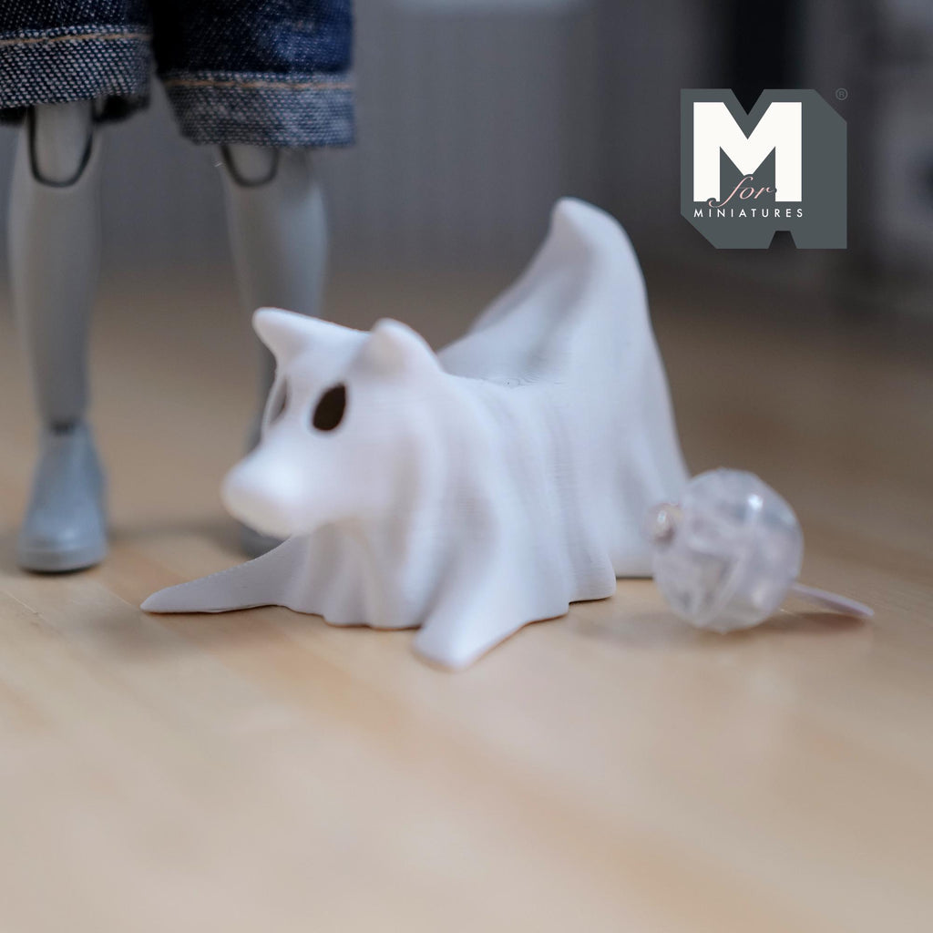 1:12 Scale Miniature Draped Ghost Dog with Micro LED Lights, Crouching, 1-3/8 inch tall, DIY Dollhouse Supply (white)
