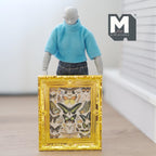 Miniature lærredstryk med sommerfugl i udsmykket ramme i skala 1:12, 2-15/16 inch højt, gør-det-selv-materiale til dukkehus (guld)