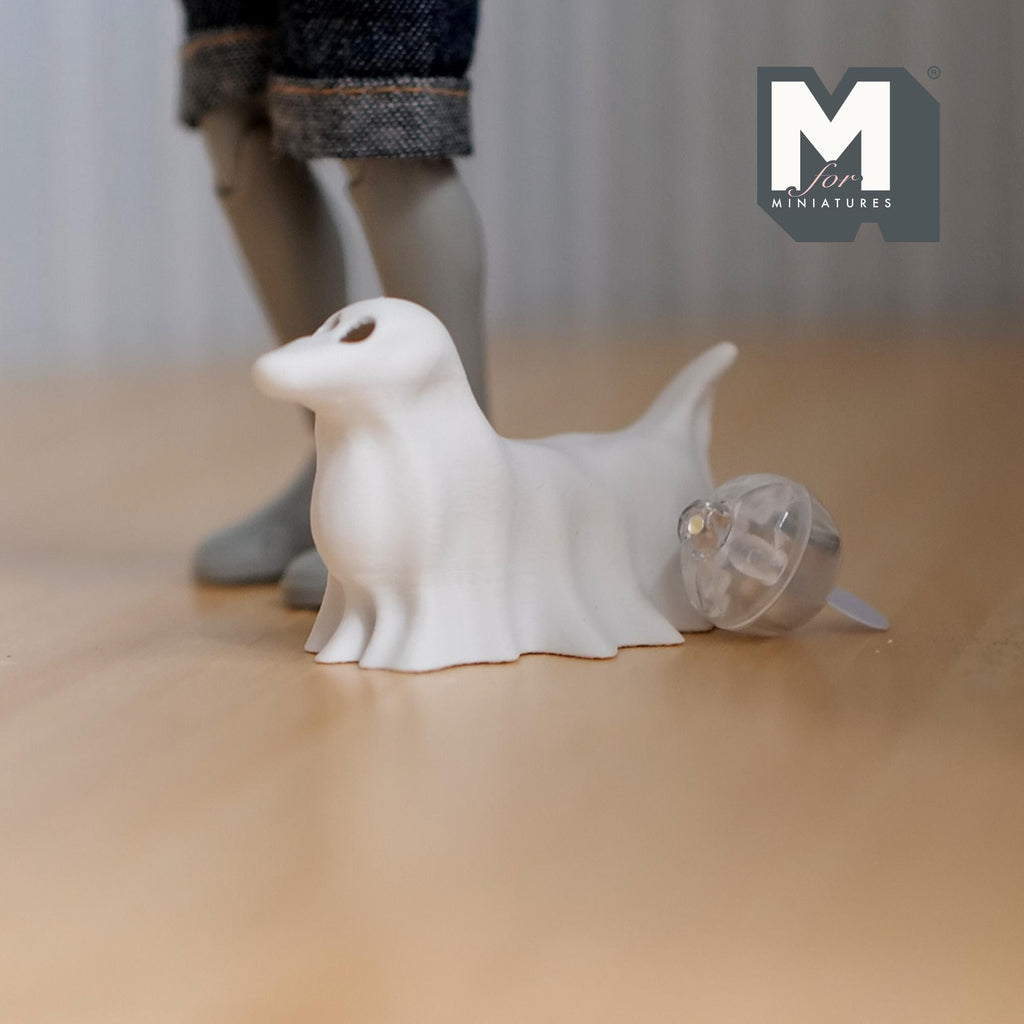 1:12 Scale Miniature Draped Ghost Dachshund, Halloween Decor, with Micro LED Lights, 1-1/8 inch tall, DIY Dollhouse Supply (white)