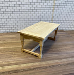 Miniatura a escala 1:12: mesa de comedor sin pintar, patas torneadas, travesaños, 5-7/8 inch de largo, suministros DIY para casa de muñecas (madera)
