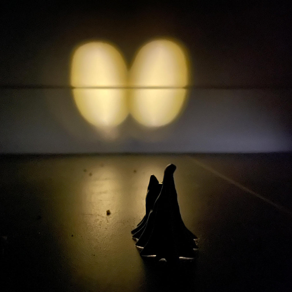 1:12 Scale Miniature Draped Ghost Cat, Halloween Decor, with Micro LED Lights, 1-5/8 inch tall, DIY Dollhouse Supply (black)