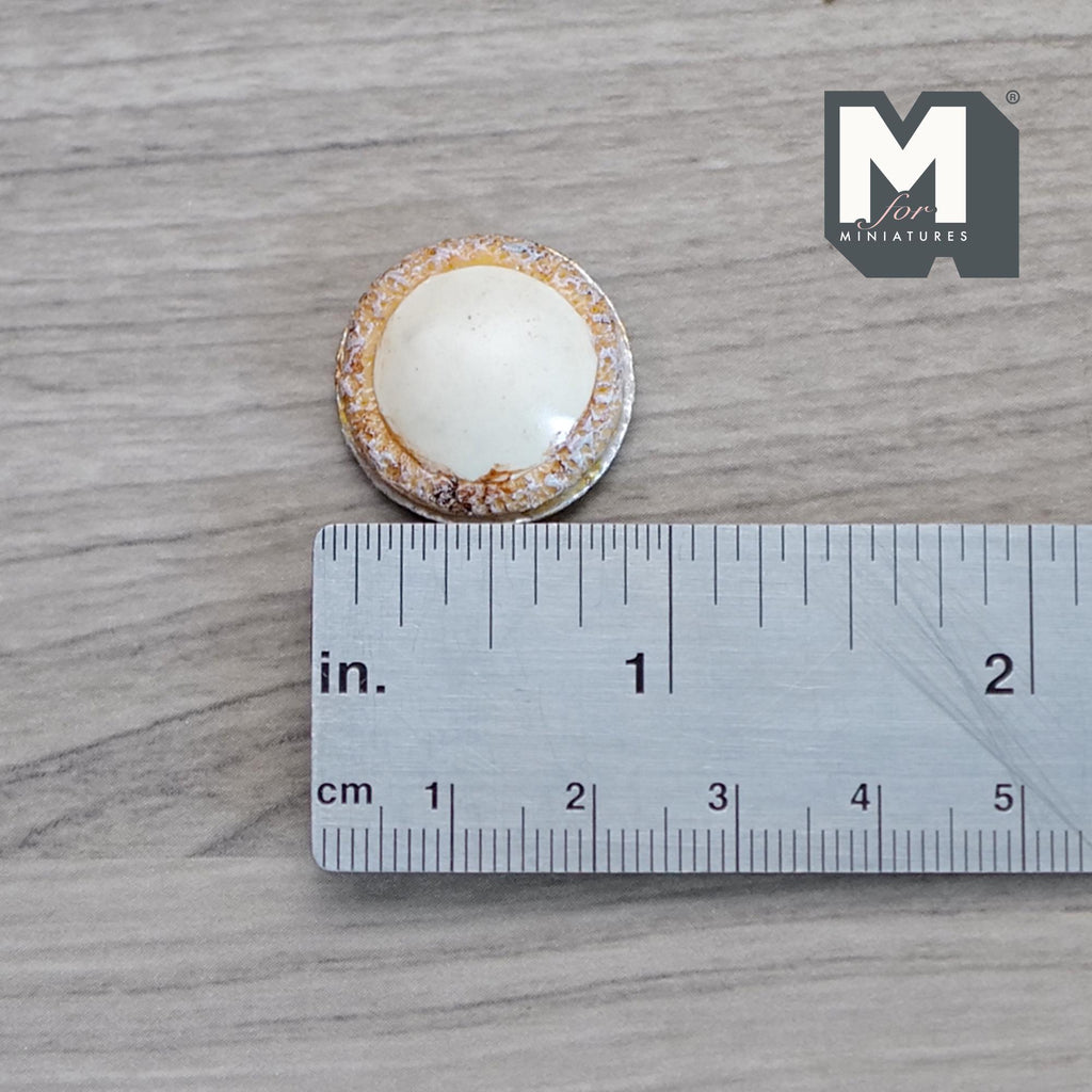 Miniature Pie on Metal Plate 1:12 Dollhouse Supplies Food Baked Pie Tar Fruit Cake 13/16 inch dia. - E018