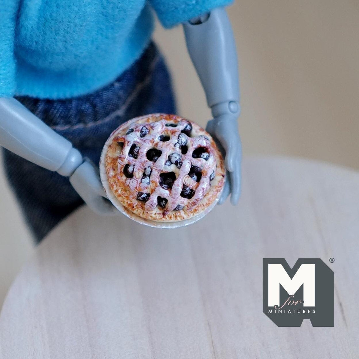 Miniature Pie on Metal Plate 1:12 Dollhouse Food Baked Pie Tar Fruit Cake 13/16 inch dia. - E018