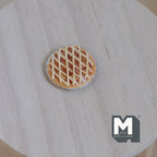 Miniature Apple Pie on Metal Plate 1:12 Dollhouse Supplies Food Baked Pie Tar Fruit Cake 13/16 inch dia. - E018
