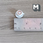 Tasse de chocolat chaud miniature à l'échelle 1:12 avec crème en forme de cœur et soucoupe, 8 mm de hauteur, fourniture pour maison de poupée DIY