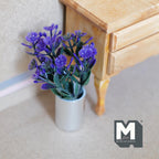 Plante fleurie miniature en pot en métal argenté, échelle 1:12, 6 cm de hauteur, accessoire pour maison de poupée (violet)