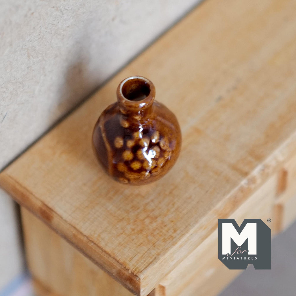 1:12 Scale Miniature Ceramic Pear Shaped Vase, White Dot Pattern, 1-1/8 inch tall, DIY Dollhouse Supply (brown)