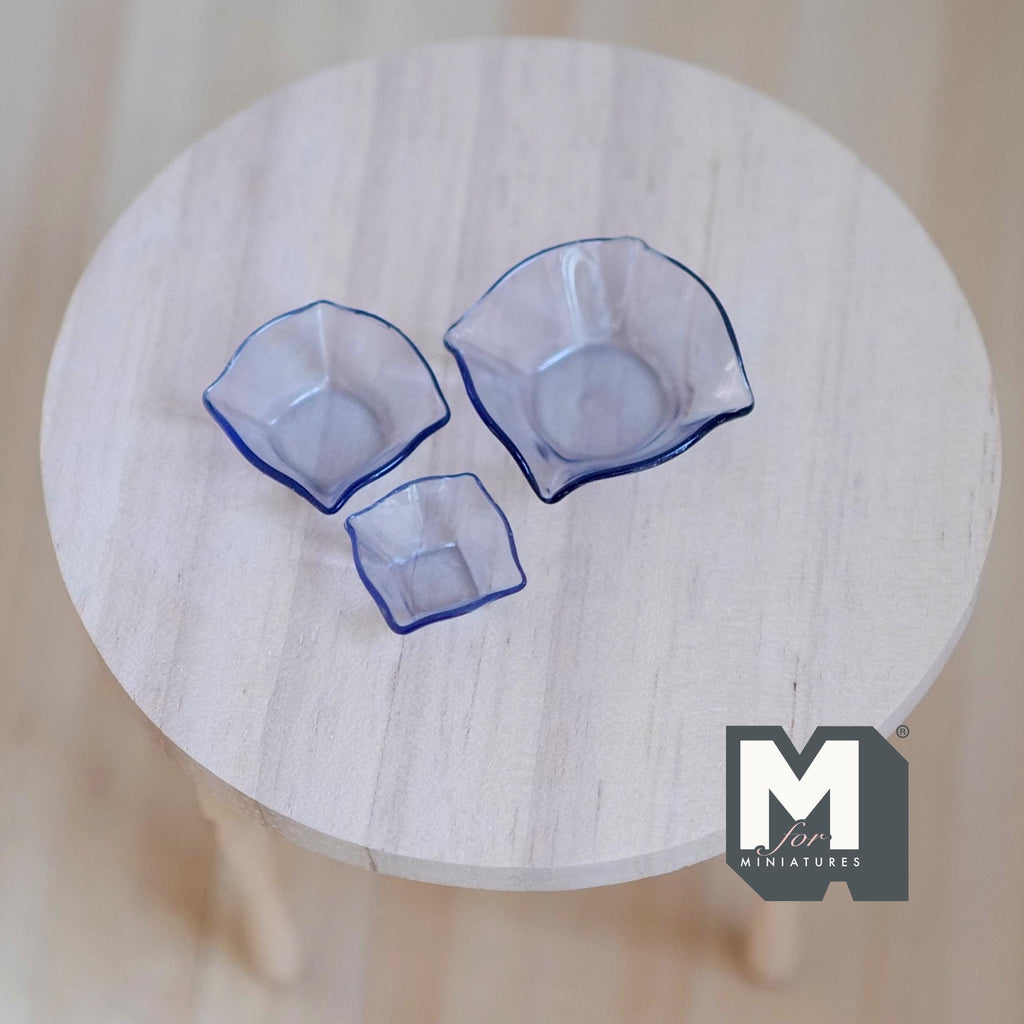 1:12 Scale Miniature Glass Mixing Bowls, Set of 3, Assorted Sizes, 1-1/16 inch dia., DIY Dollhouse Supply (light blue)