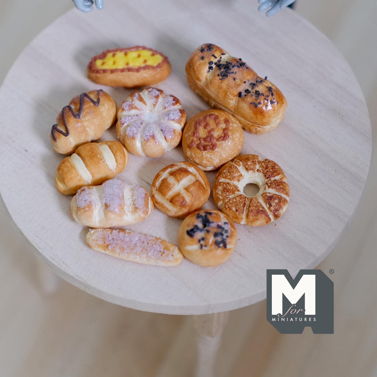 1:12 Scale Miniature Assorted Bakery Buns, Set of 11, DIY Dollhouse Supply (resin) (A)