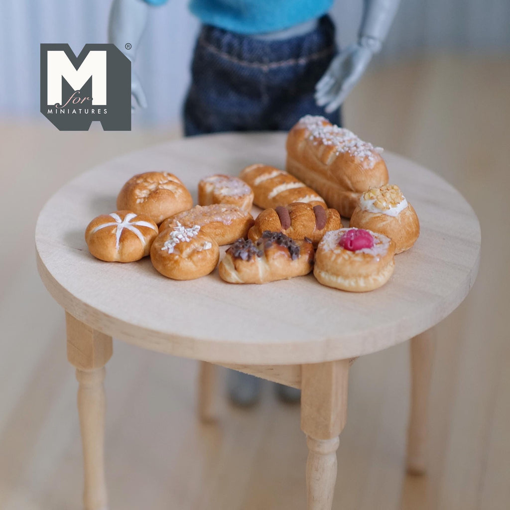 1:12 Scale Miniature Assorted Bakery Buns, Set of 11, DIY Dollhouse Supply (resin) (B)