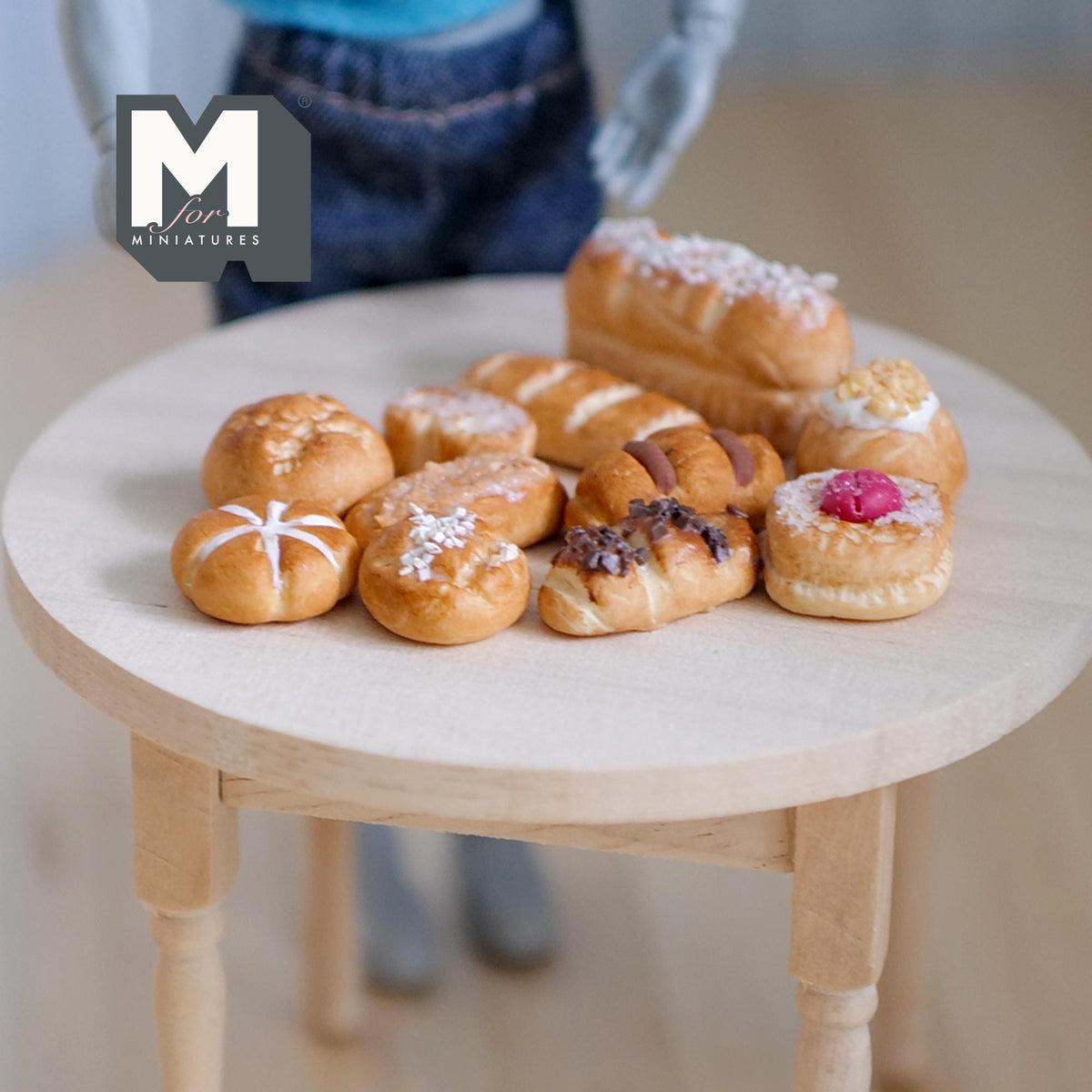 1:12 Scale Miniature Assorted Bakery Buns, Set of 11, DIY Dollhouse Supply (resin) (B)