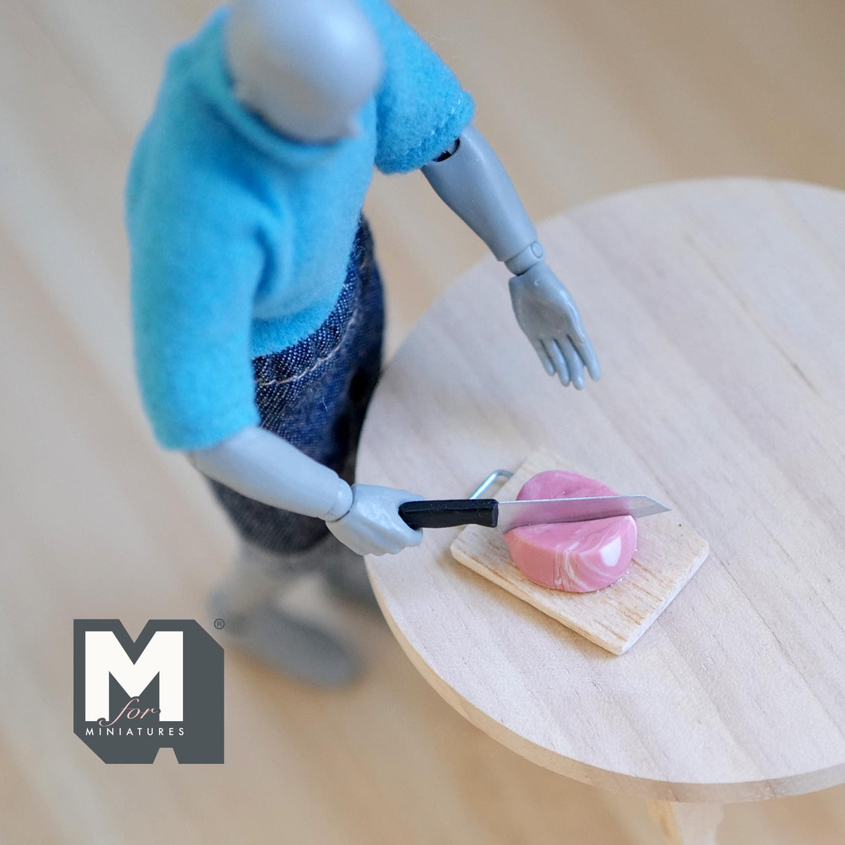 1:12 Scale Miniature Pork Roast on Wood Cutting Board with Cleaver, 1-1/8 inch long, DIY Dollhouse Supply