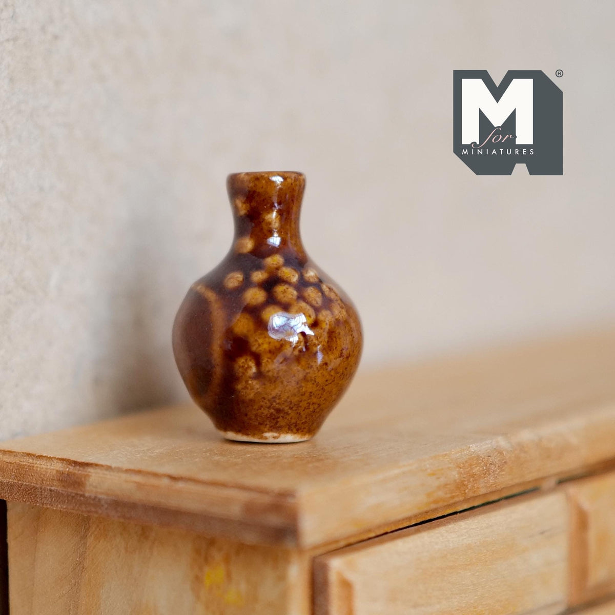 1:12 Scale Miniature Ceramic Pear Shaped Vase, White Dot Pattern, 1-1/8 inch tall, DIY Dollhouse Supply (brown)