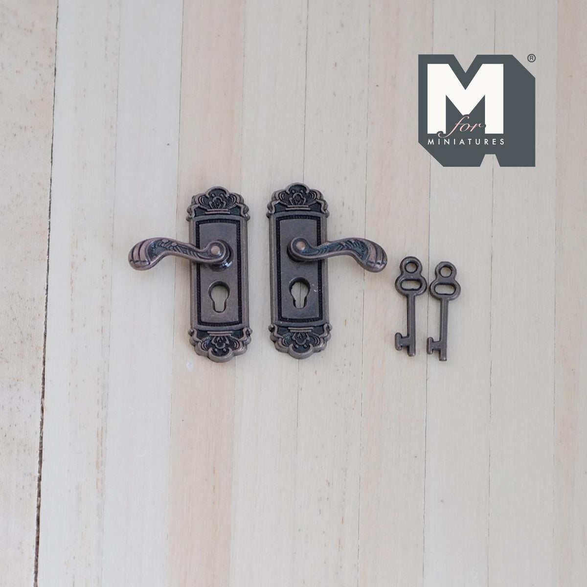 1:12 Scale Miniature Door Lever Handles with Backplates and Keys, Set of 4, 15/16 inch tall, DIY Dollhouse Supply (antique copper)