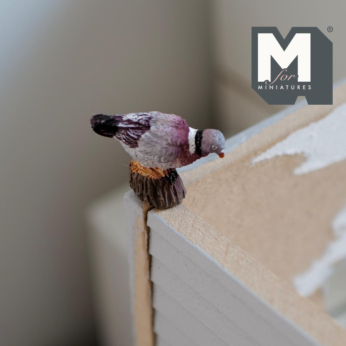 Miniature Pigeon 1:12 Scale Dollhouse Supplies Animal Dove 1-3/8 inch long (cast resin) - C058