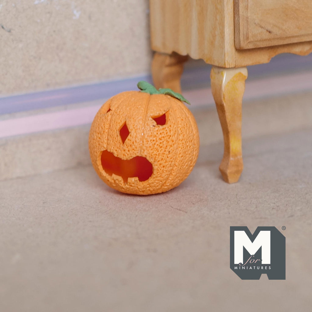 1:12 Dollhouse Supplies Miniature Halloween Clay Pumpkin Face - J028