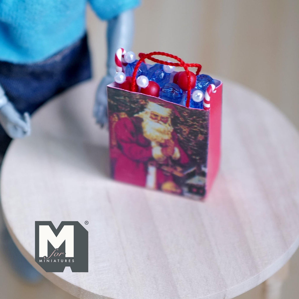 1:12 Scale Miniature Christmas Gift Bag with Rope Handles, 1-7/16 inch tall, DIY Dollhouse Supply