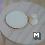 Miniatura in scala 1:12 alzata per torte con piedistallo, altezza 11/16 inch, accessori fai da te per casa delle bambole (metallo) (giallo chiaro)