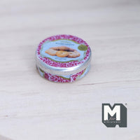 1:12 Dollhouse Miniature Butter Cookies Can with 7 Cookies - E033