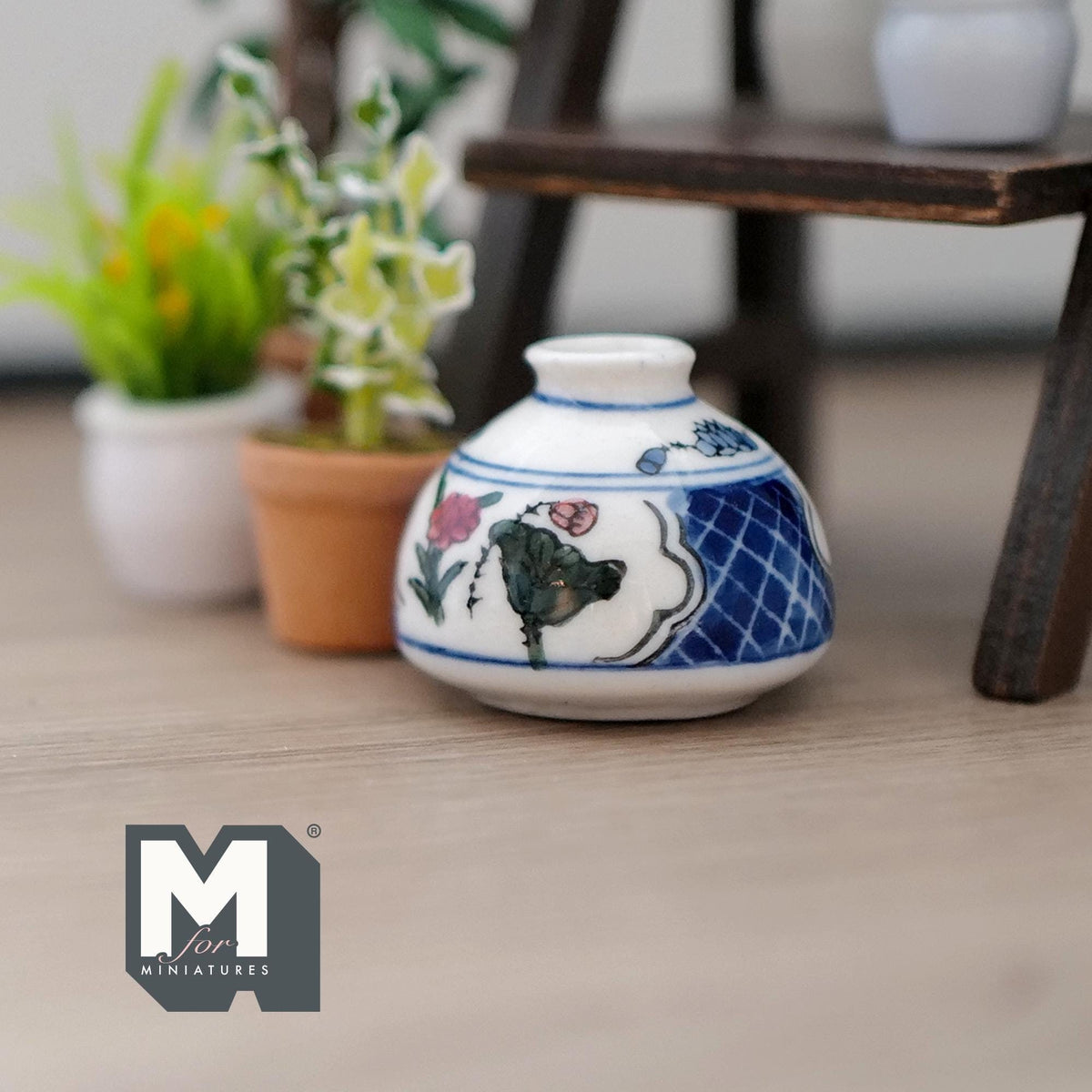 1:12 Scale Miniature Ceramic Globular Vase, Blue and Red Floral Pattern, Large Size, 1-5/16 inch dia., DIY Dollhouse Supply