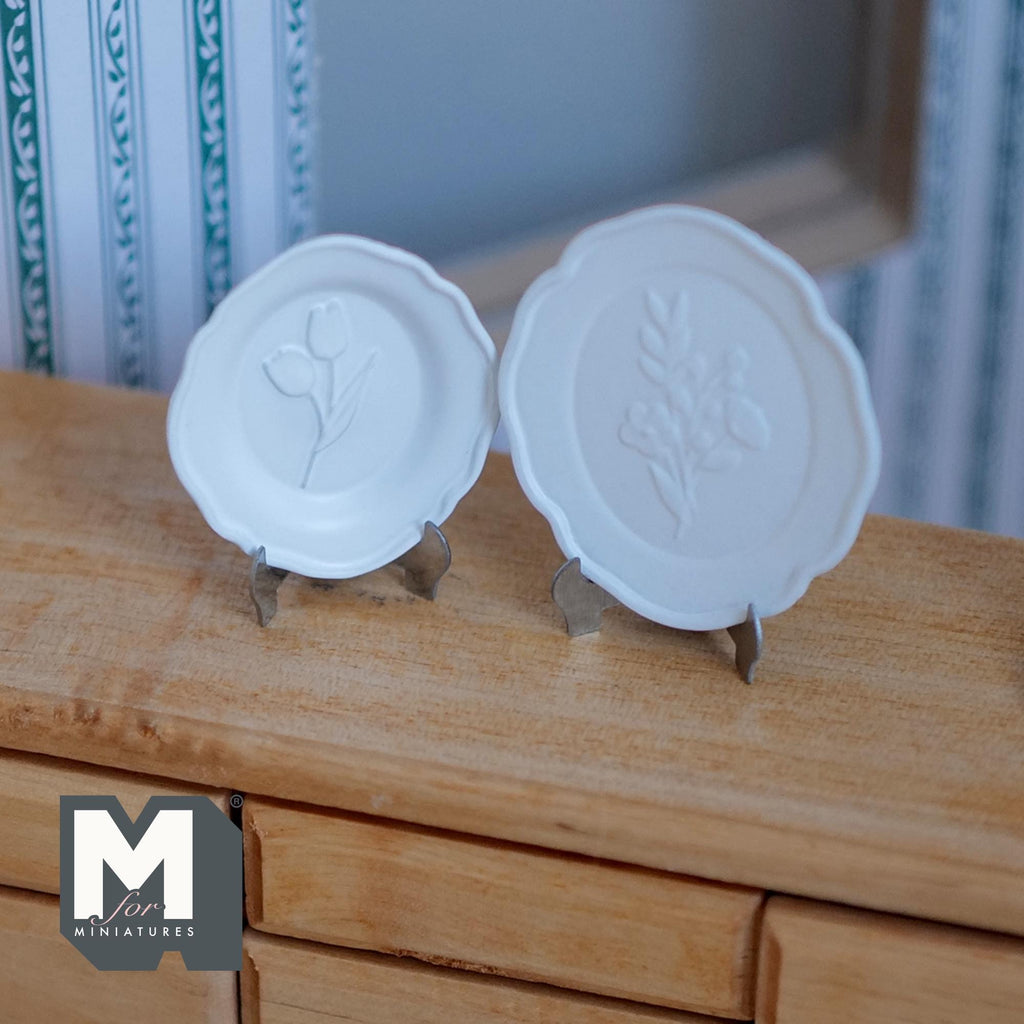 1:12 Scale Miniature Metal Embossed Floral Decorative Plates with Stands, Set of 2, 1-7/16 inch tall, DIY Dollhouse Supply (white)