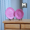 1:12 Scale Miniature Metal Embossed Floral Decorative Plates with Stands, Set of 2, 1-7/16 inch tall, DIY Dollhouse Supply (pink)