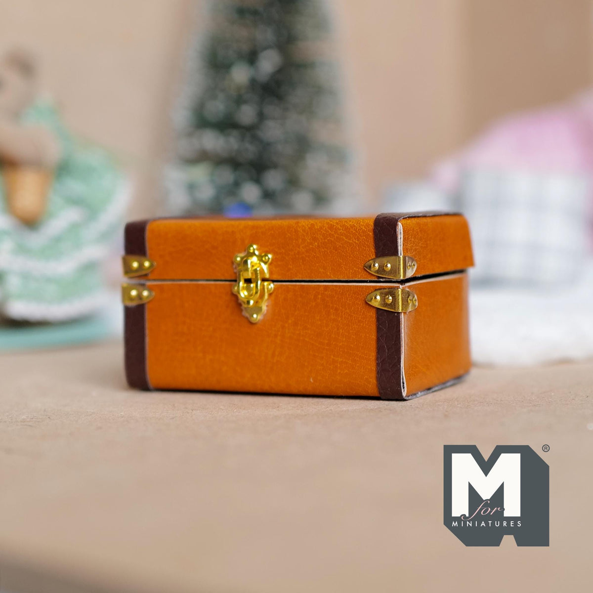 1:12 Scale Miniature Leather Look Wood Storage Trunk with Straps and Clasps, 2-5/16 inch long, DIY Dollhouse Supply (light brown)