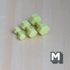 Haltères hexagonaux miniatures à l'échelle 1:12, lot de 3, 2 cm de long, fournitures de maison de poupée DIY (métal) (vert)