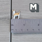 Miniatura a escala 1:12: gatito atigrado de pie, 9/16 inch de largo, suministros DIY para casa de muñecas (resina) (naranja y blanco)