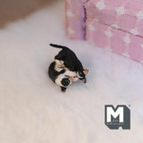 Miniature Black & White Kittens Playing 1:12 Scale Dollhouse Supplies Playing Cats 13/16 inch long (resin) - C048