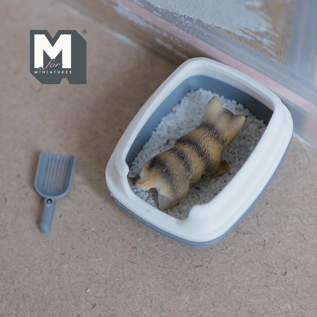 1:12 Scale Miniature Cat Litter Box with Lid and Scoop, 1-11/16 inch long, DIY Dollhouse Supply