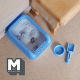 Dollhouse Miniature Litter Box with Lid, Scoop, Bowl, fake Litter and Poop Style Blue