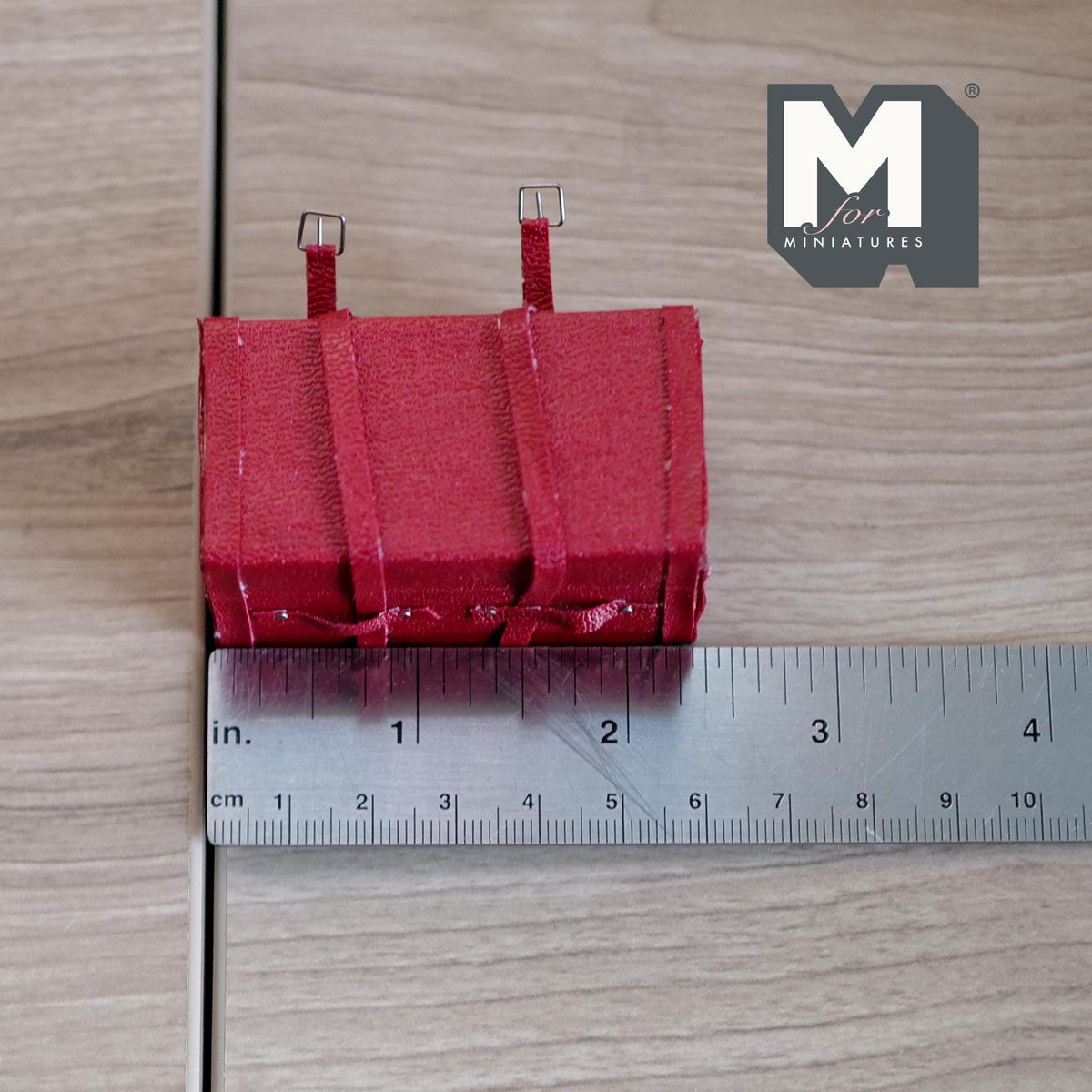 1:12 Scale Miniature Faux Leather Picnic Box, Opening Lid, Straps, Fitted Compartments, 2-5/16 inch wide, DIY Dollhouse Supply (red)