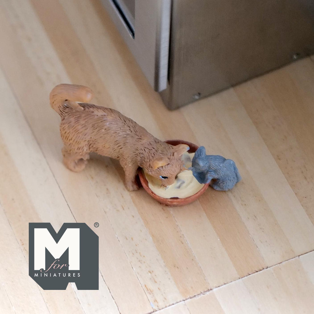 Miniature Cat and Mouse Drinking Milk 1:12 Scale Dollhouse Decoration Animal 2-3/16 inch long (resin) - C069