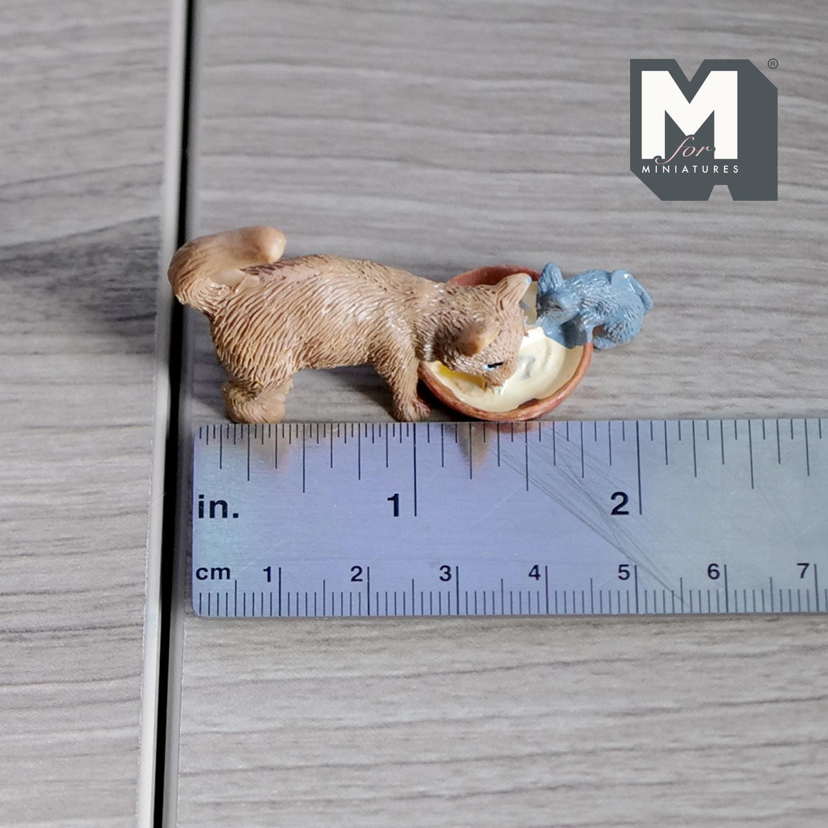 Miniature Cat and Mouse Drinking Milk 1:12 Scale Dollhouse Decoration Animal 2-3/16 inch long (resin) - C069