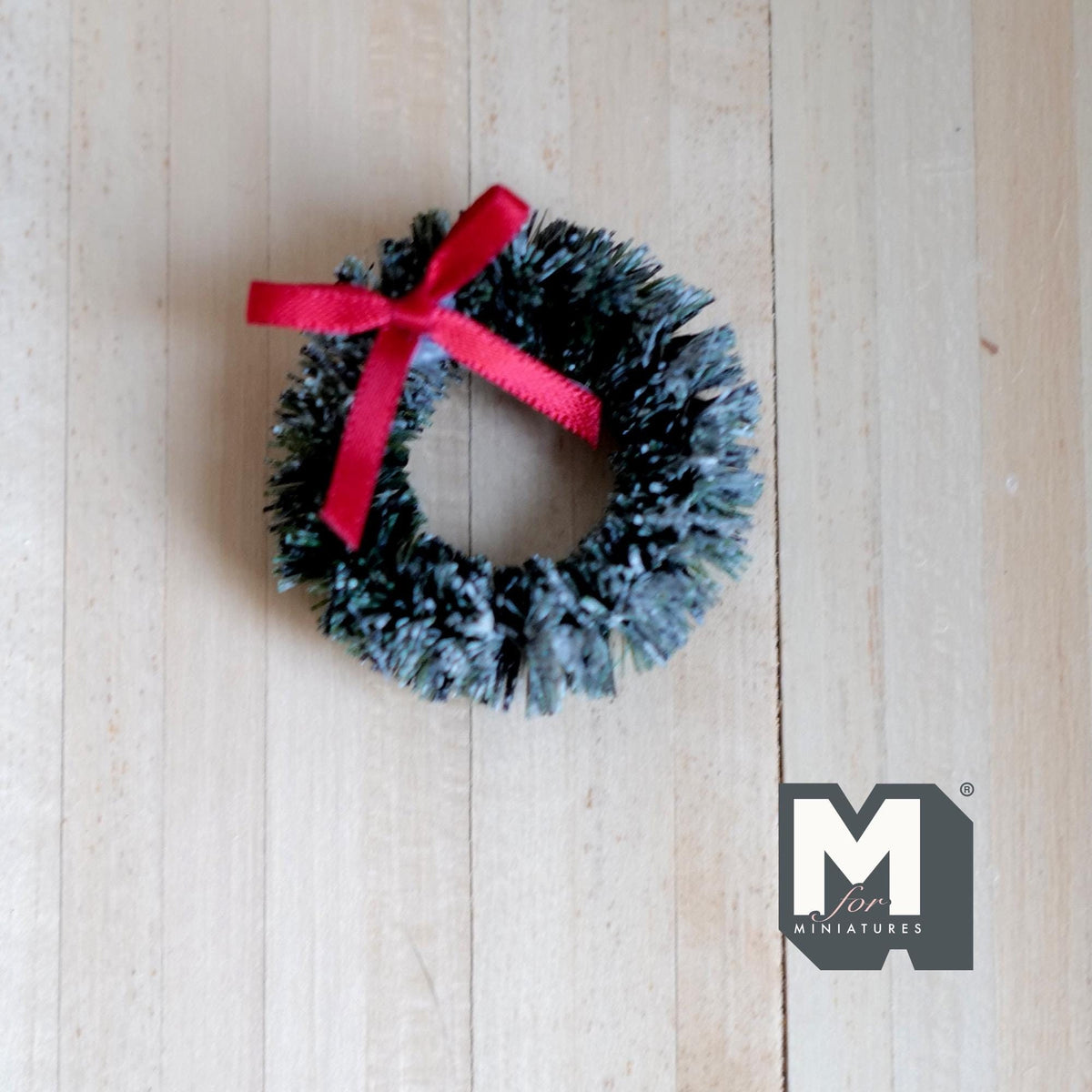 1:12 Scale Miniature Christmas Wreath with Red Bow, Frosted Bottle Brush, 1-11/16 inch dia., DIY Dollhouse Supply