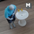 1/12スケール ミニチュア陶器製ペデスタルシンク ゴールドの蛇口付き、高さ3インチ、DIYドールハウス用素材（ホワイト）