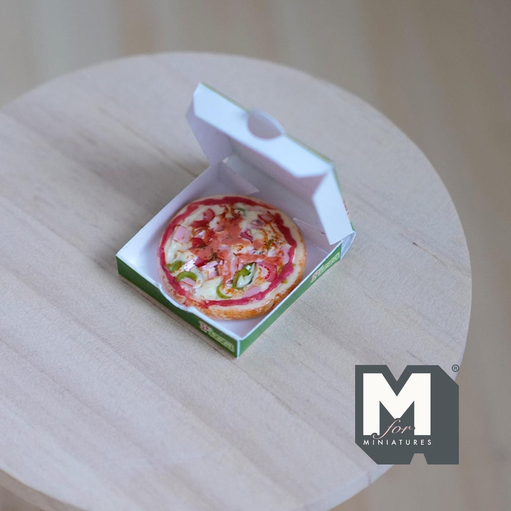 1:12 Scale Miniature Pizza with Box, 7/8 inch dia., DIY Dollhouse Supply