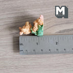 Figurine miniature d'ours à l'échelle 1:12 tenant une poupée, 3,2 cm de haut, accessoire de maison de poupée DIY (résine)