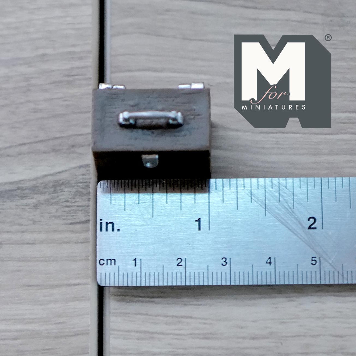 1:12 Scale Miniature Metal Toolbox with Handle and Clasp, 1 inch long, DIY Dollhouse Supply (brown)