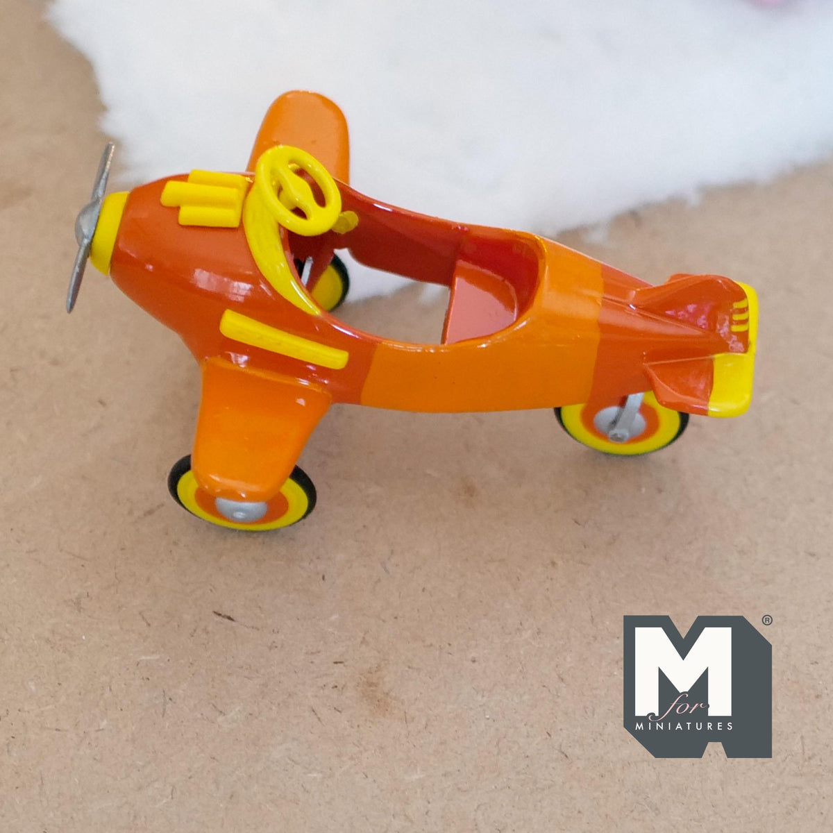 Miniature Metal Baby Airplane 1:12 Scale Dollhouse Baby Doll Aeroplane 3-9/16 inch long - F001