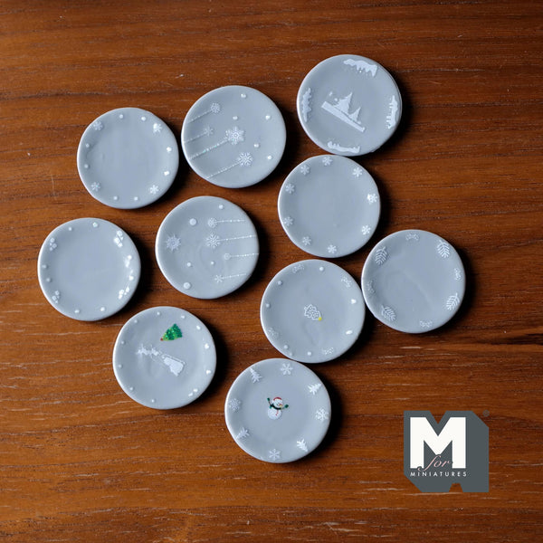 Miniature Christmas Themed Plates Large Size Set of 10 , 1:12 Scale Dollhouse Decoration Tableware 1-1/4 inch dia.  (gray) - A041