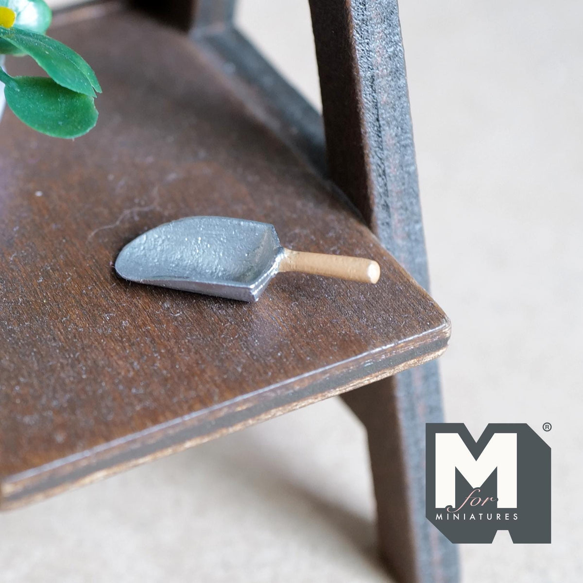 1:12 Scale Miniature Metal Flour Scoop with Wood Handle, 1 inch long, DIY Dollhouse Supply (silver)
