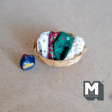 Dollhouse Supplies Laundry Basket and Detergent 1:12 Scale Basket with Folded Linens (fabric fixed to basket) - F011