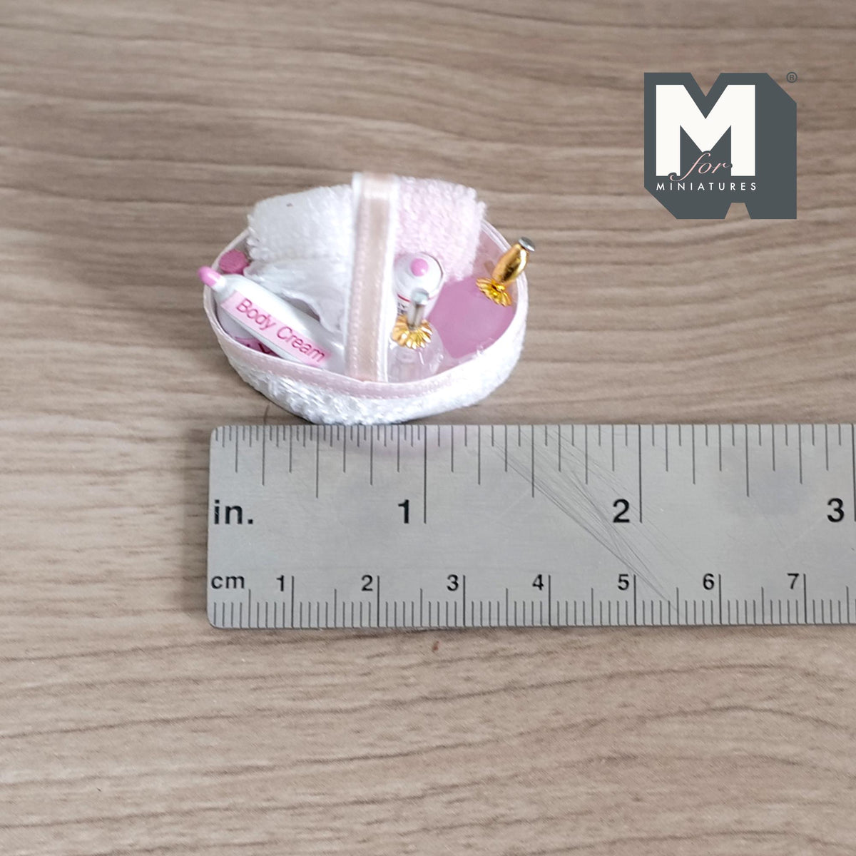 1:12 Scale Miniature Bathroom Basket with Towels and Perfume Bottles, 1-7/16 inch long, DIY Dollhouse Supply (pink and white)