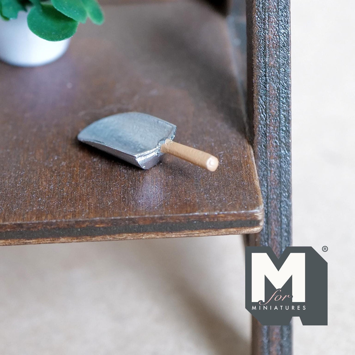 1:12 Scale Miniature Metal Flour Scoop with Wood Handle, 1 inch long, DIY Dollhouse Supply (silver)